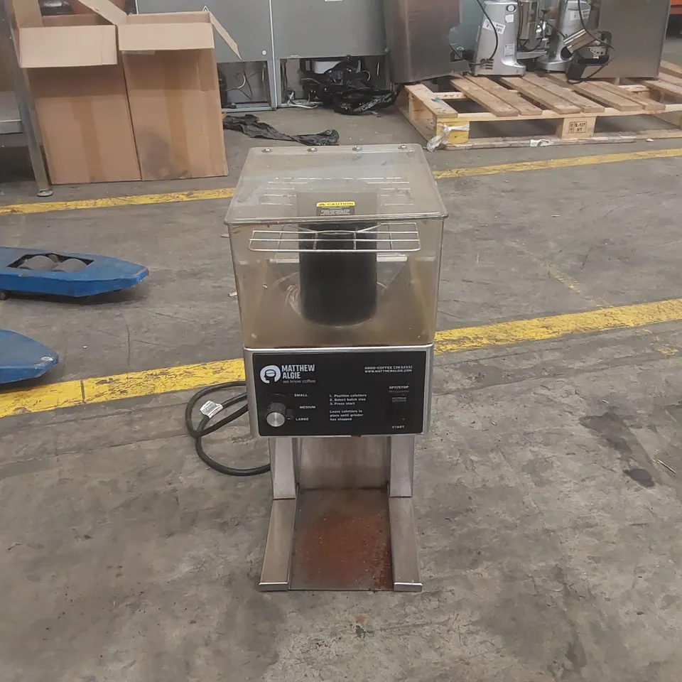 COMMERCIAL COFFEE GRINDER