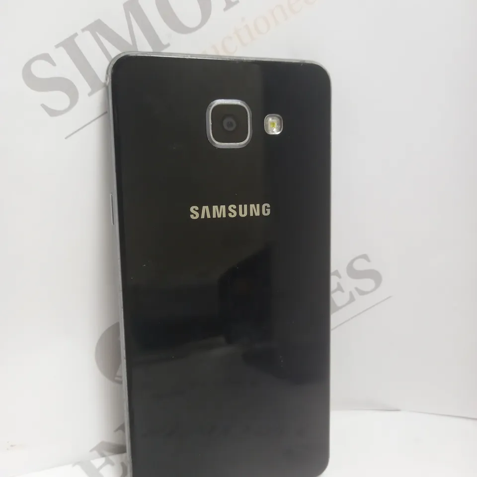SAMSUNG GALAXY A5 SMARTPHONE