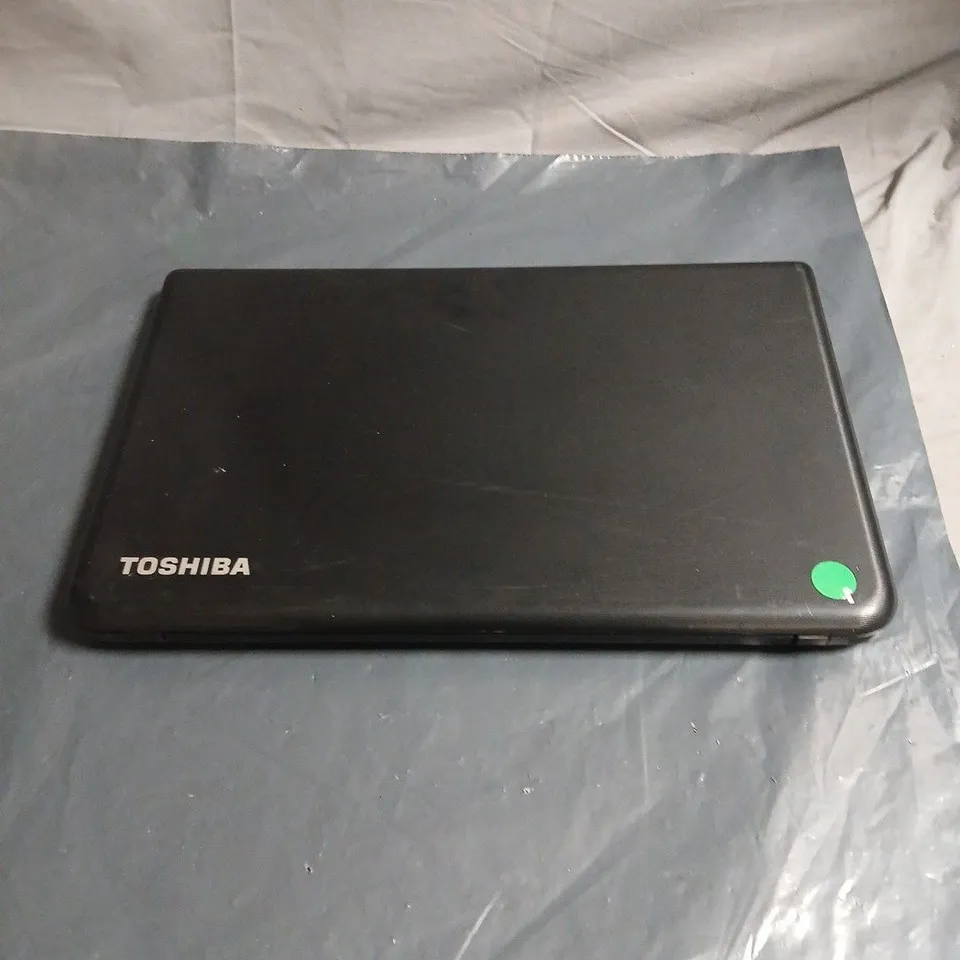 TOSHIBA SATELLITE PRO C50-A-1E2 LAPTOP