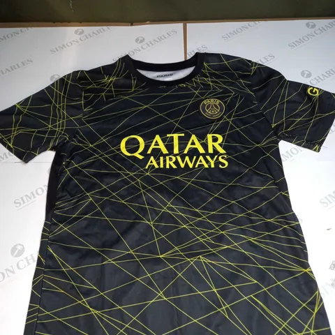 PSG FC AWAY SHIRT WITH MBAPPE 7 ON THE BACK SIZE S