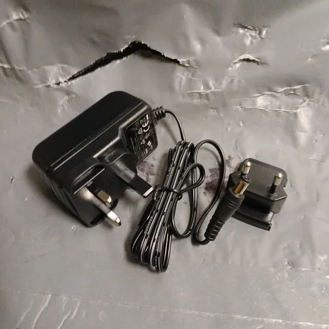 APPROXIMATELY SWANN SRPSU-12V2A-BS POWER SUPPLIES 