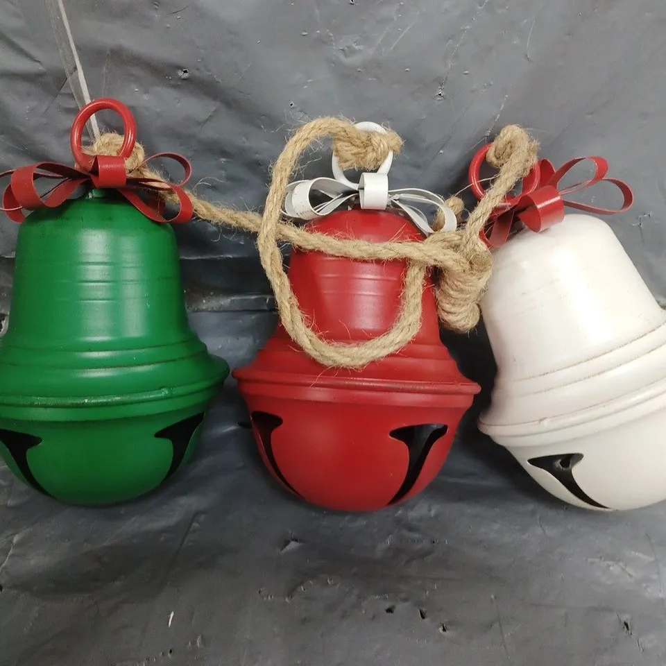 HANGING RED, WHITE & GEEN BELLS ON ROPE