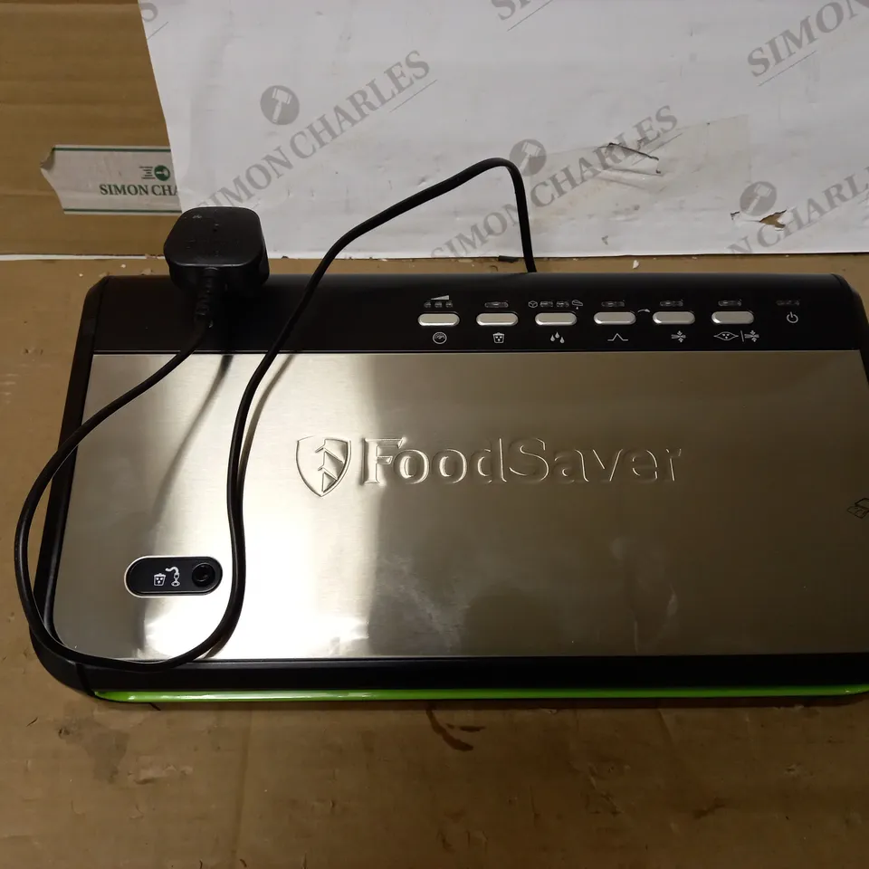 FOOD SAVER FFS005 VACUUM SEALER