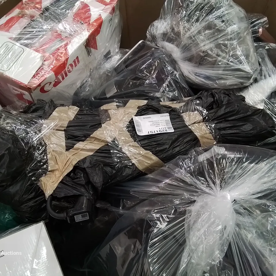 PALLET OF APPROXIMATELY 27 UNPROCESSED RAW RETURN HOUSEHOLD AND ELECTRICAL GOODS TO INCLUDE;