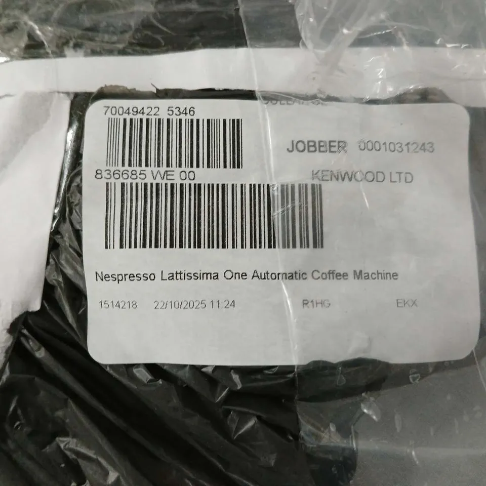 NESPRESSO LATTISSIMA ONE AUTOMATIC COFFEE MACHINE – WHITE