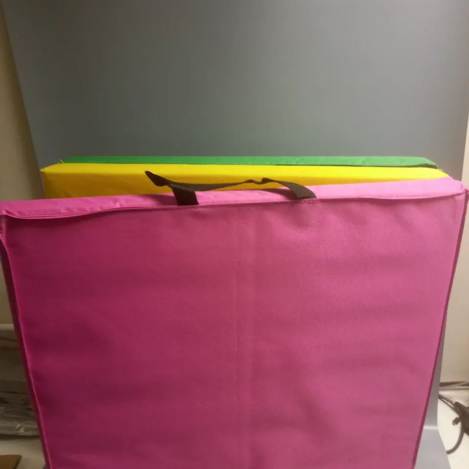 UNBRANDED MULTI COLOUR FOAM PADDING 