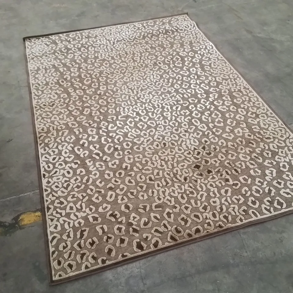 QUALITY DESIGNER AREA RUG - APPROXIMATELY 160x230cm