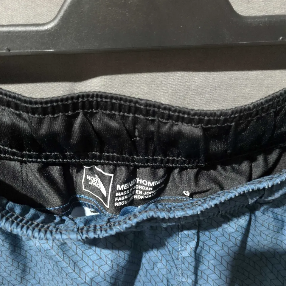 MEN'S BLUE ATHLETIC SHORTS WITH BLACK SIDE PANELS