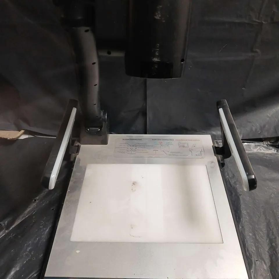GENEE VISION 8100 DIGITAL VISUALISER