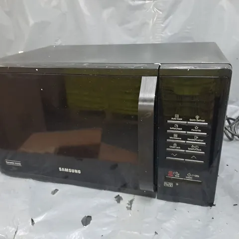 BOXED SAMSUNG MS23K3513AK/EU SOLO 23L MICRCOWAVE OVEN - COLLECTION ONLY