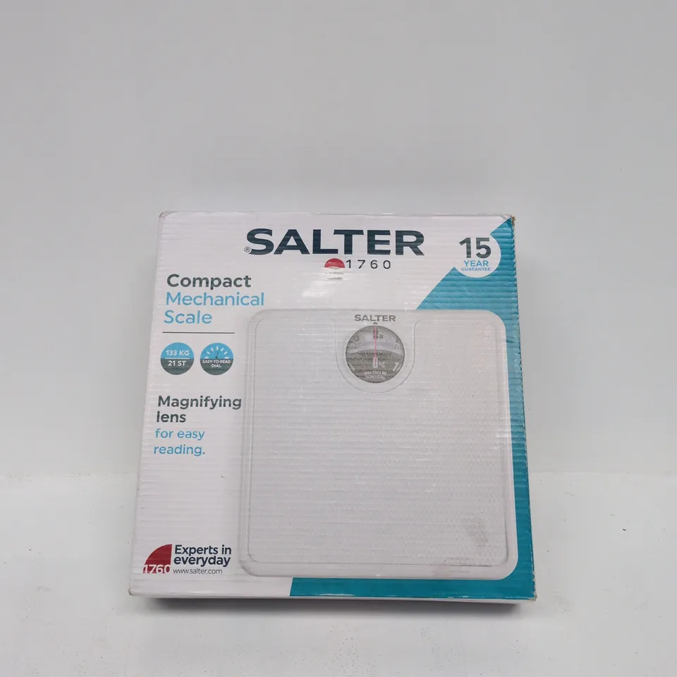 SALTER COMPACT MECHANICAL SCALE WITH MAGNIFYING LENS – BOXED