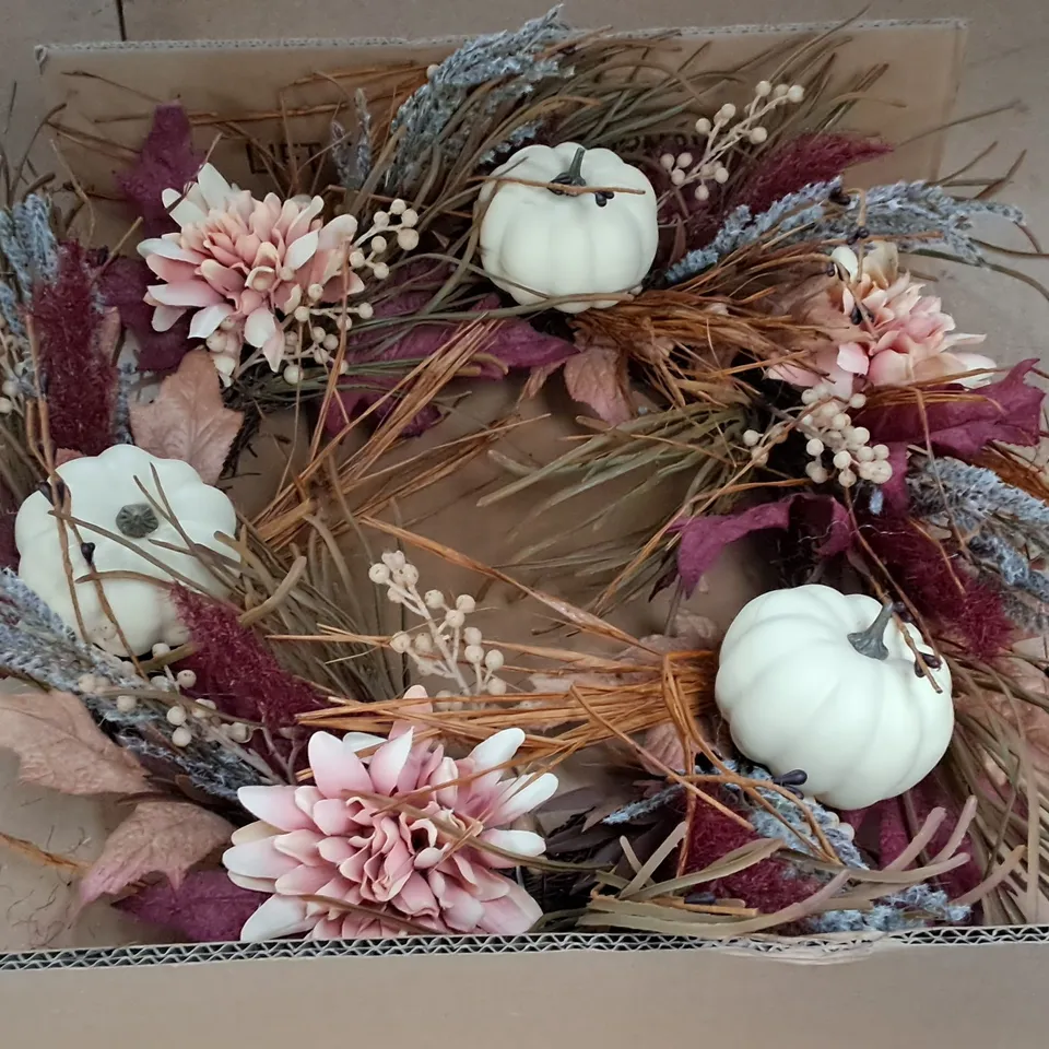 AUTUMN WREATH WITH GRASSES AND PINK FLOWERS 