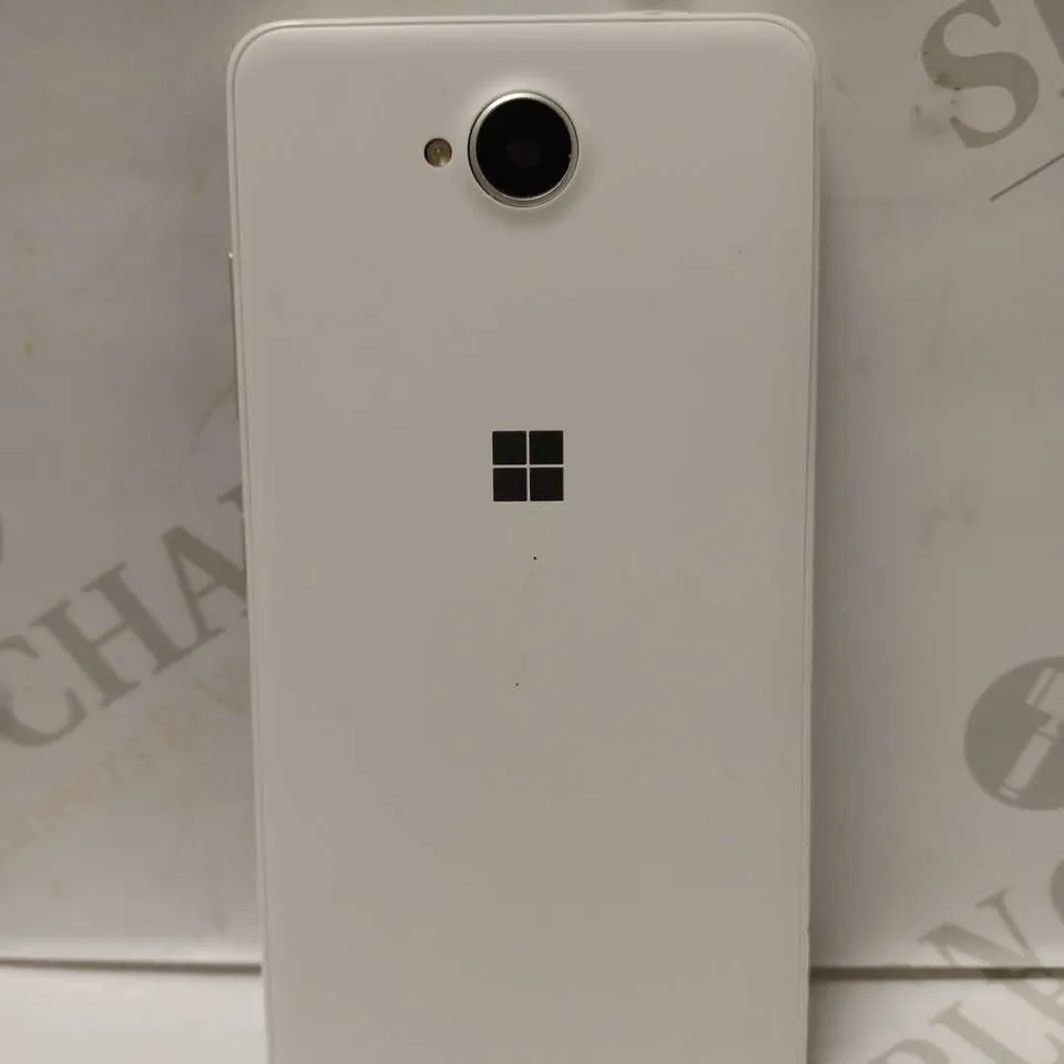 MICROSOFT LUMIA 650 RM-1152 - WHITE 