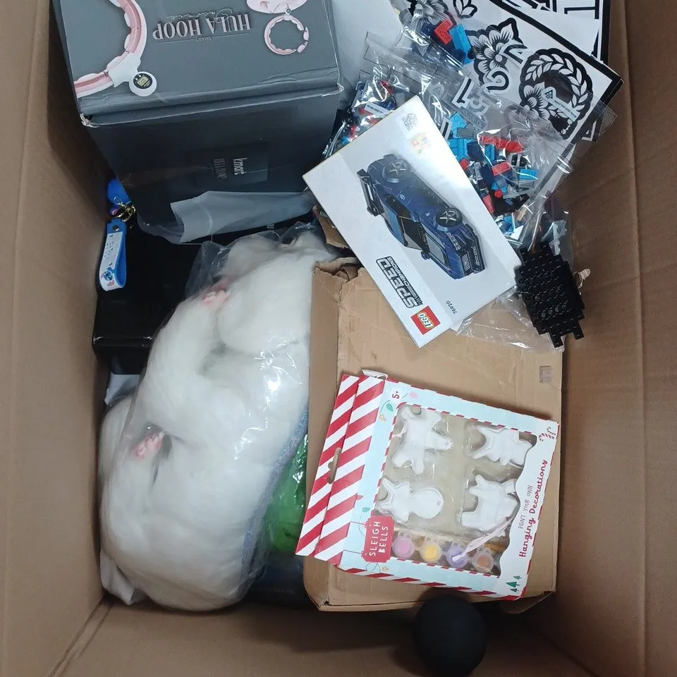 LARGE BOX OF APPROXIMATELY 20 ASSORTED TOYS AND GAMES TO INCLUDE BABY RATTLE,  FELT TIP PENS AND CARD GAMES