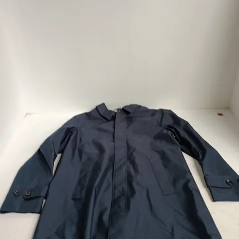 UK 44R CHARLES TYRWHITT NAVY SHOWERPROOF RAINCOAT
