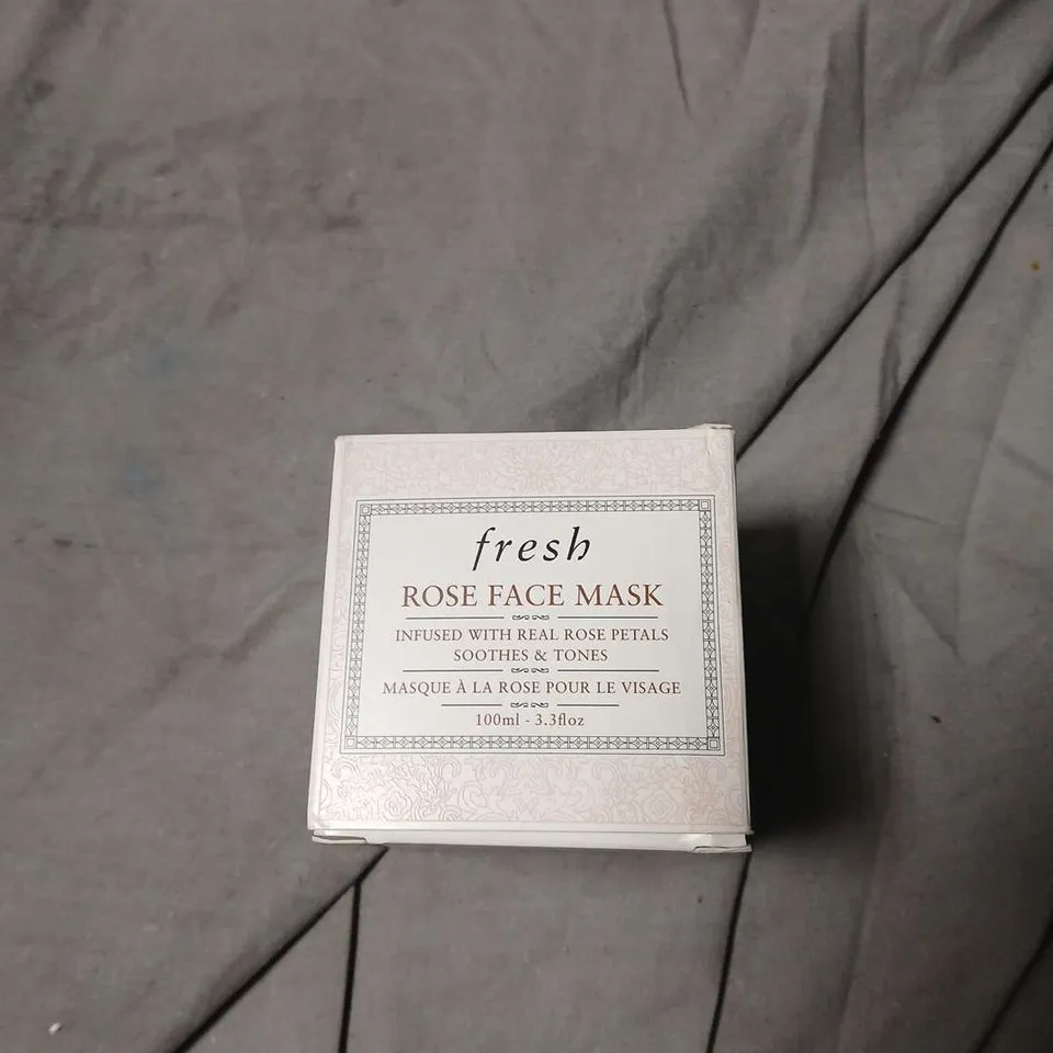 FRESH ROSE FACE MASK – INFUSED WITH REAL ROSE PETALS, SOOTHES & TONES (100 ML)