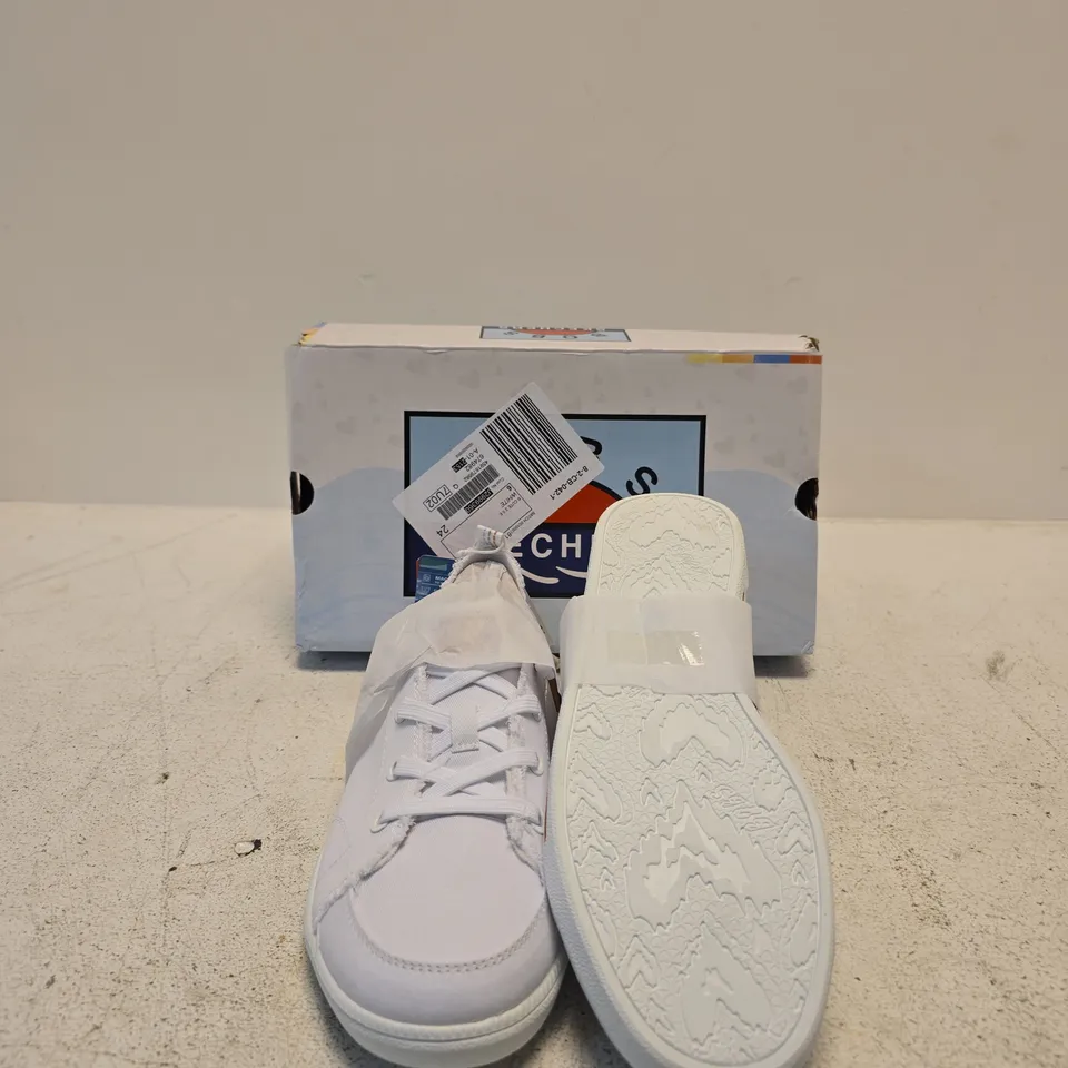 Skechers White Trainers – UK 6 (EU 39)