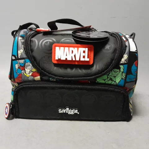 SMIGGLE MARVEL LUNCH BOX