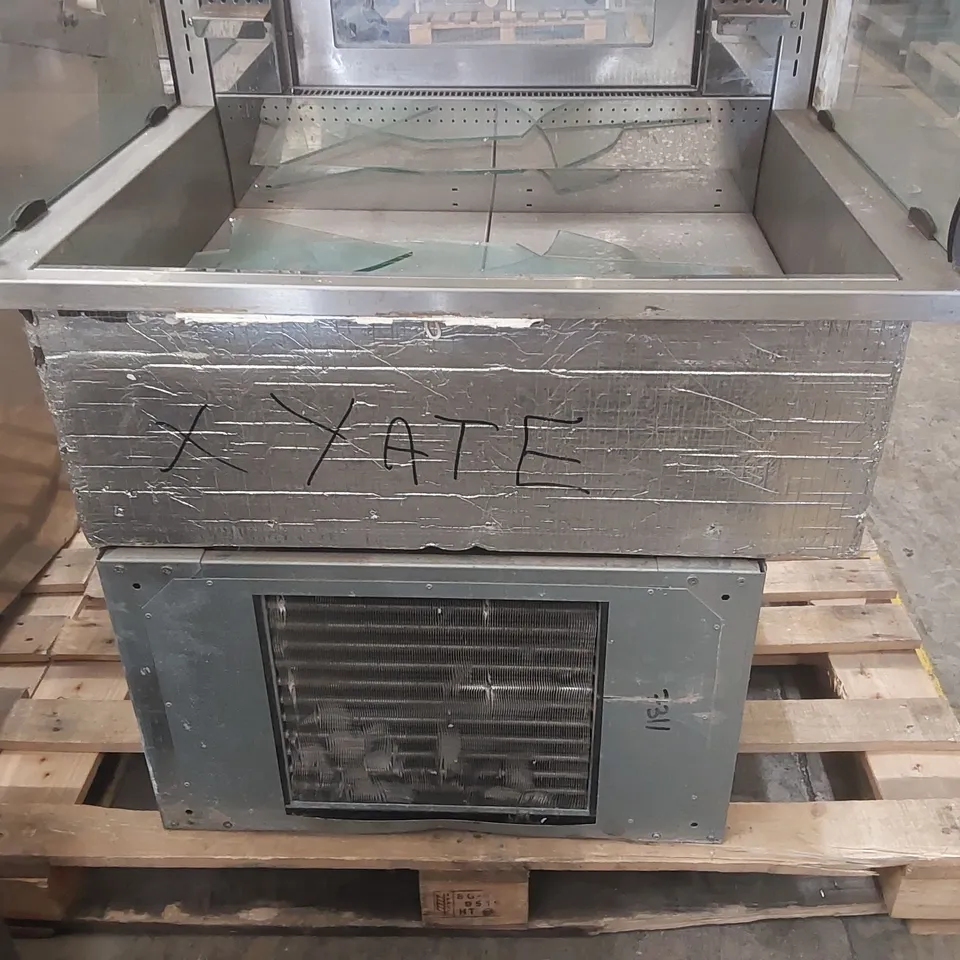 COMMERCIAL FOOD STORAGE DISPLAY UNIT