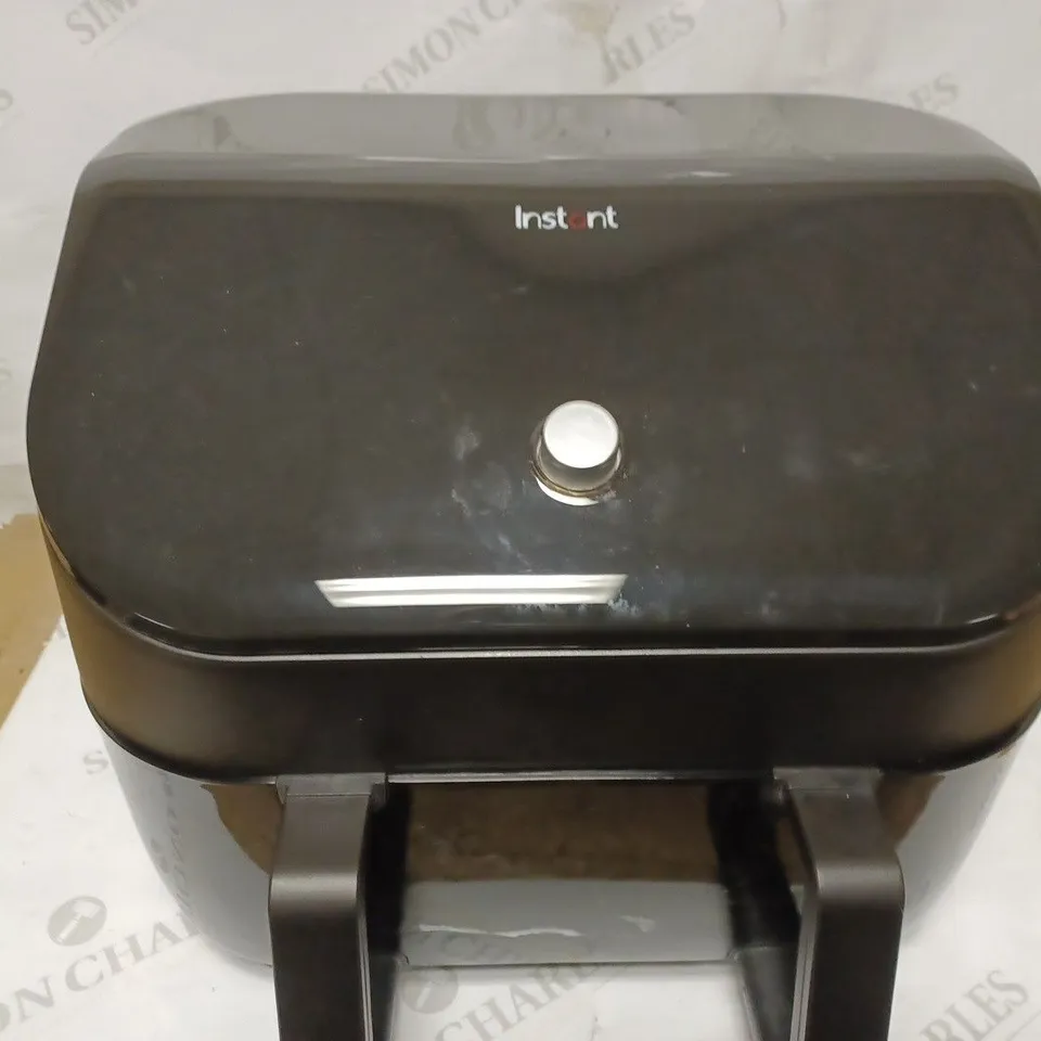 INSTANT VORTEX PLUS VERSAZONE-8.5L DIGITAL HEALTH AIR FRYER, BLACK
