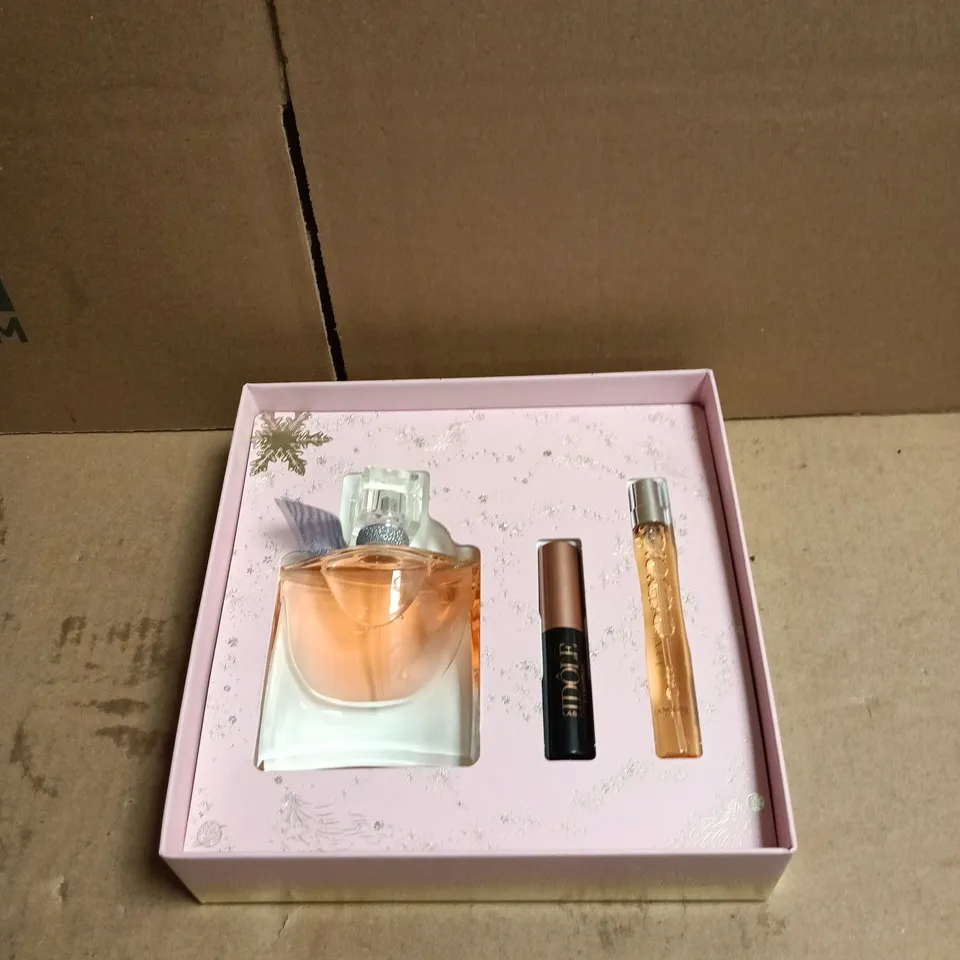 LANCOME 3 ITEM GIFT SET TO INCLUDE EAU DU PARFUM 50ML AND MASCARA 2.5ML
