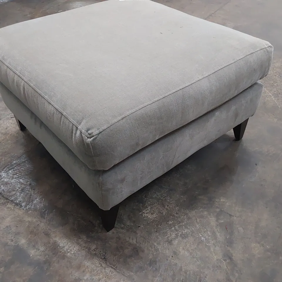 QUALITY BRITISH DESIGNER G PLAN ROMILLY FOOTSTOOL CASHMERE JUMPER FABRIC