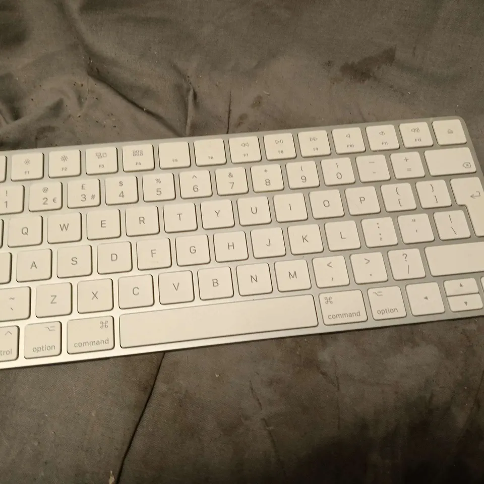 APPLE MAGIC KEYBOARD 2
