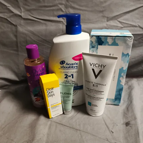 APPROXIMATEY 20 ASSORTED HEALTH AND BEAUTY PRODUCTS TO INCLUDE - ELEMIS PRO COLLAGEN MARINE CREAM - HEAD & SHOULDERS 2IN1 - VICHY ONE STEP CLEANSER - ETC