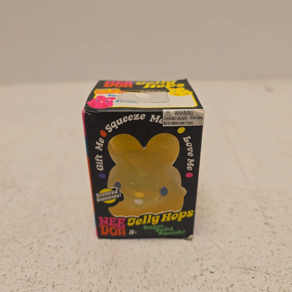 NEE-DOH SQUISHY SCENTED BUNNY TOY