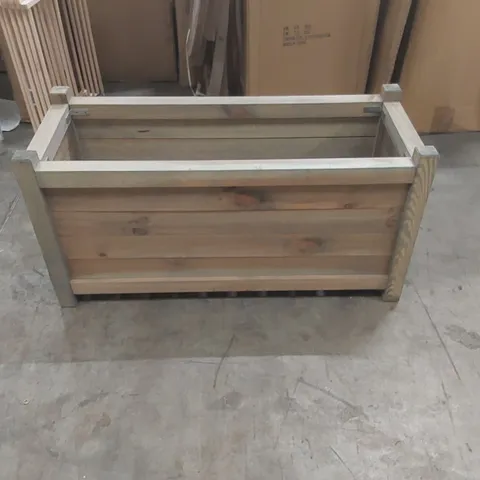 SOLID WOOD GARDEN BOX