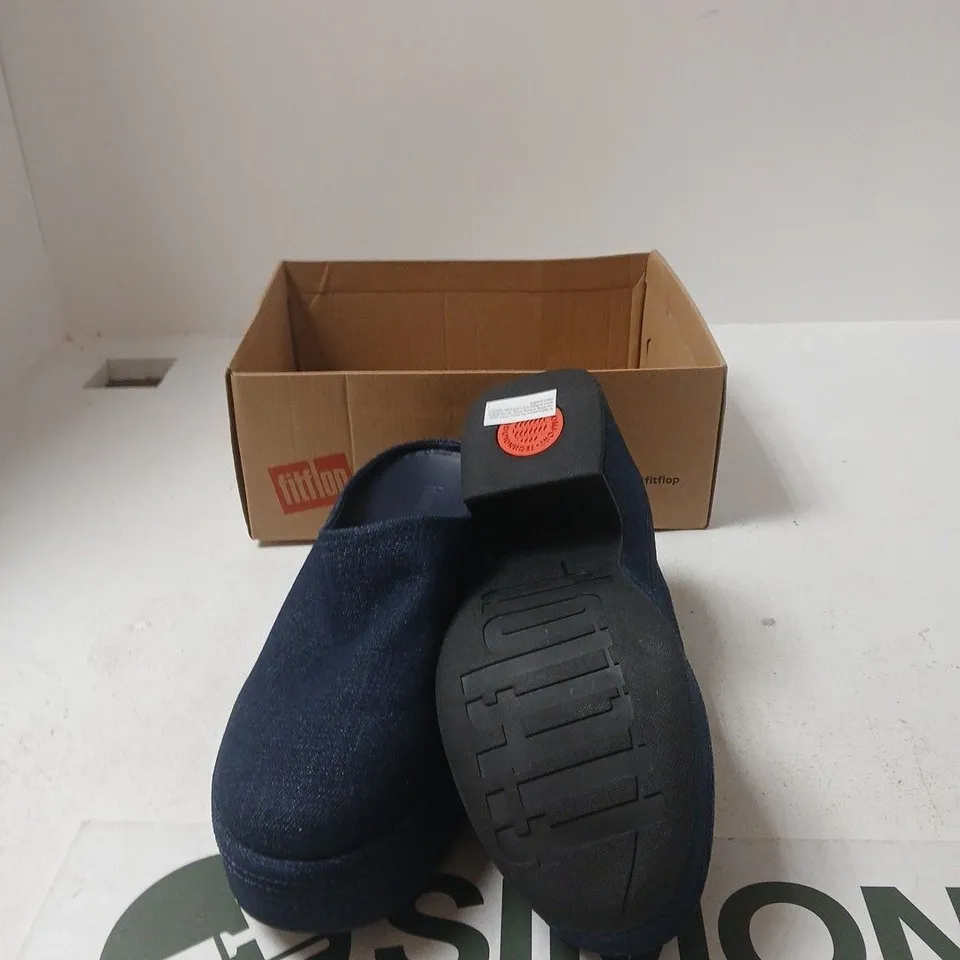 FITFLOP PLATFORM DENIM HEELED MULES – UK 6 (US 8, EU 39) – DARK DENIM