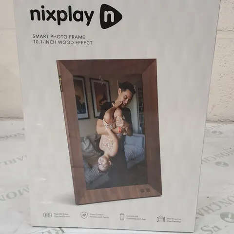 SEALED NIXPLAY SMART PHOTO FRAME 10.1" WOOD EFFECT 