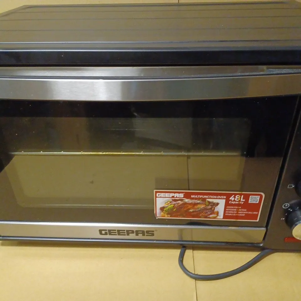 GEEPAS 48L MINI OVEN AND GRILL