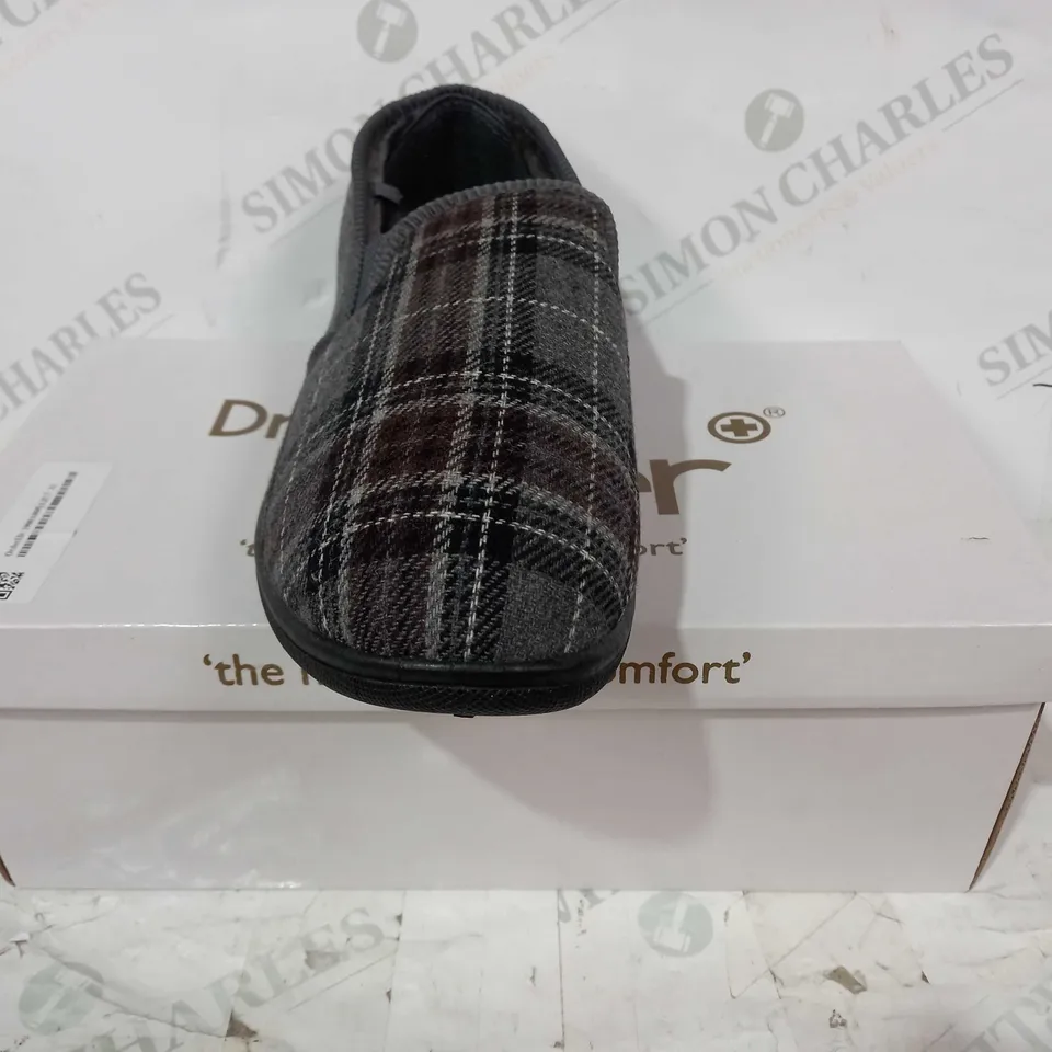 BOXED PAIR OF DR KELLER SLIPPERS IN GREY UK SIZE 10