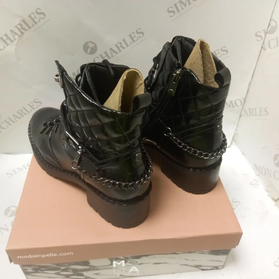BOXED ARANIE BLACK PATENT LEATHER HIKER BOOTS - SIZE 8