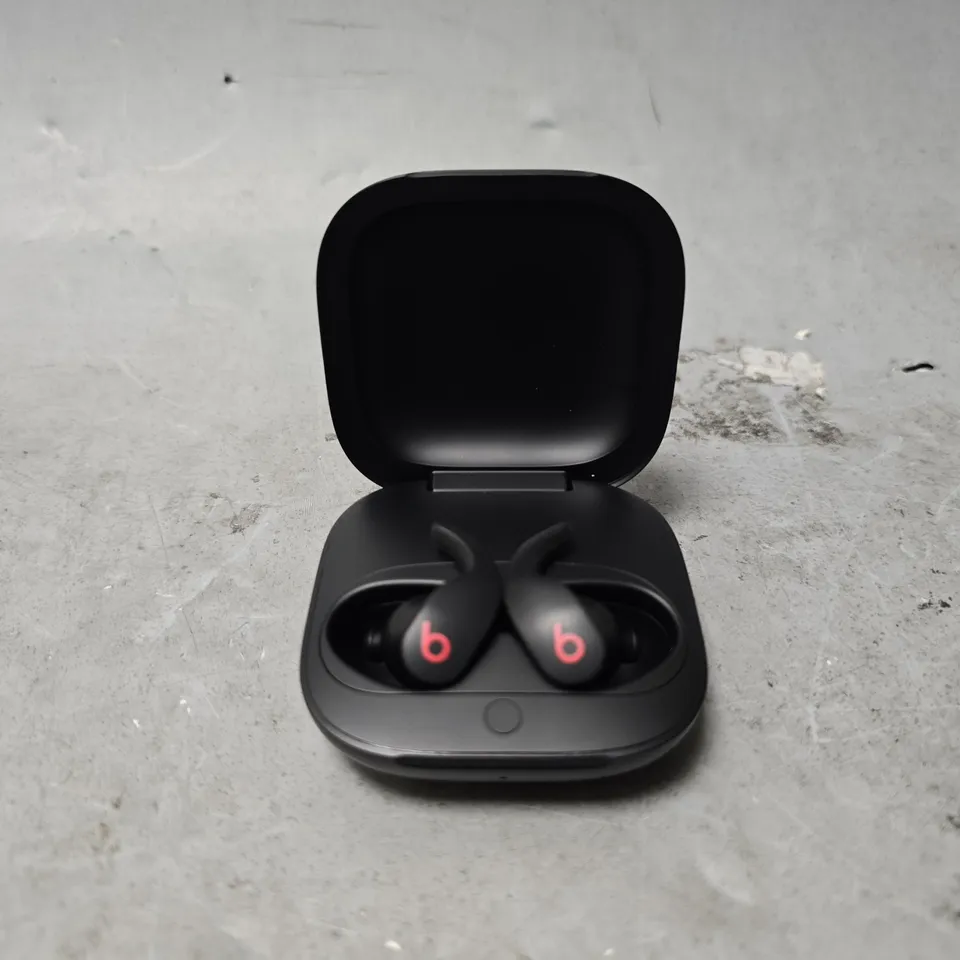BOXED BEATS EAR BUDS - MODEL UNSPECIFIED 