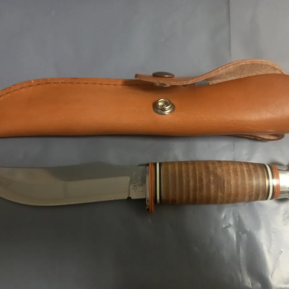 CASE XX USA SS 4.5" BUSHCRAFT KNIFE WITH SHEATH