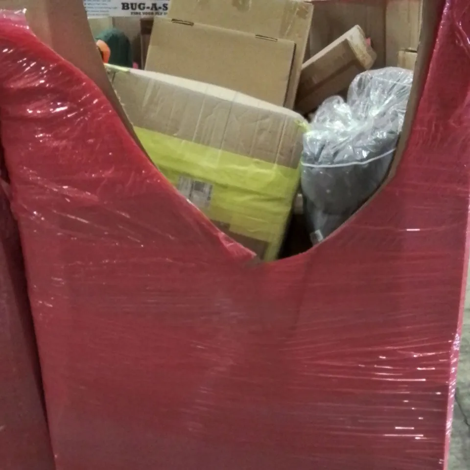 PALLET CONTAINING VARIOUS ASSORTED BOXED HOUSEHOLD ITEMS TO INCLUDE: POP UP TENT, SALT GUN, STAINLESS STEEL BIN AND LOTS MORE UNMARKED BOXED ITEMS 