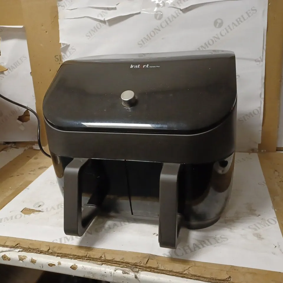 INSTANT VORTEX PLUS DUAL BASKET AIR FRYER