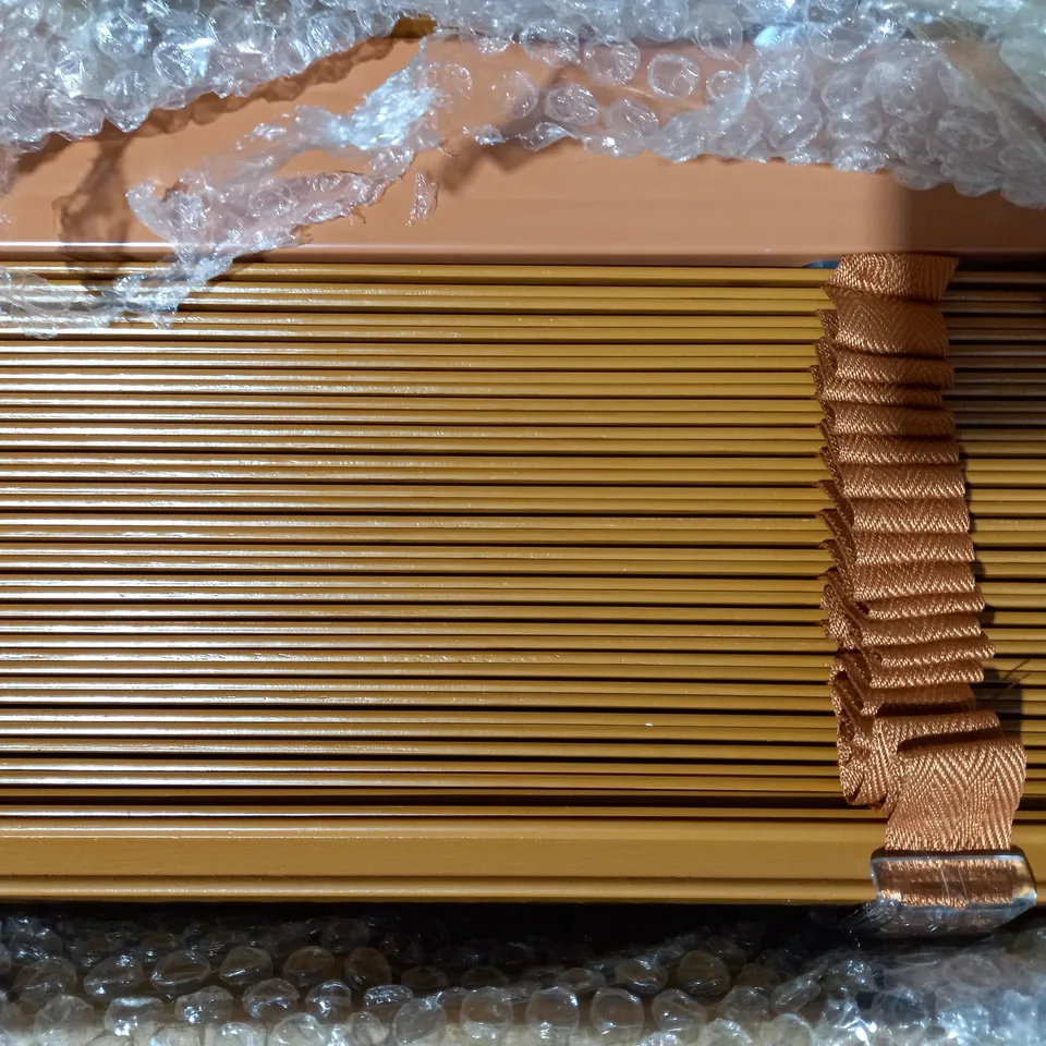 BOXED UNBRANDED WOODEN BLINDS