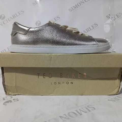BOXED PAIR OF TED BAKER ELLIZAH SHOES IN METALLIC GOLD UK SIZE 5