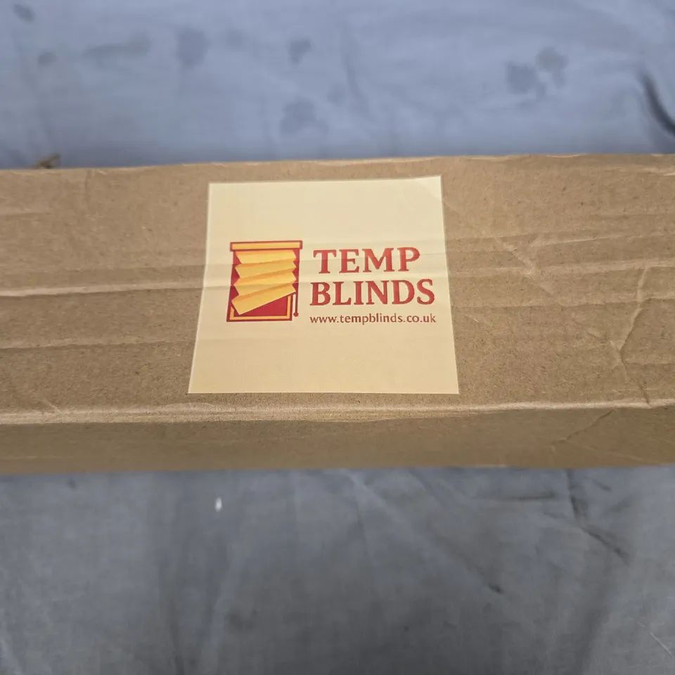 4 X TEMP BLINDS COMPONENTS – ALUMINIUM SLATS/RAILS, SILVER COLOUR
