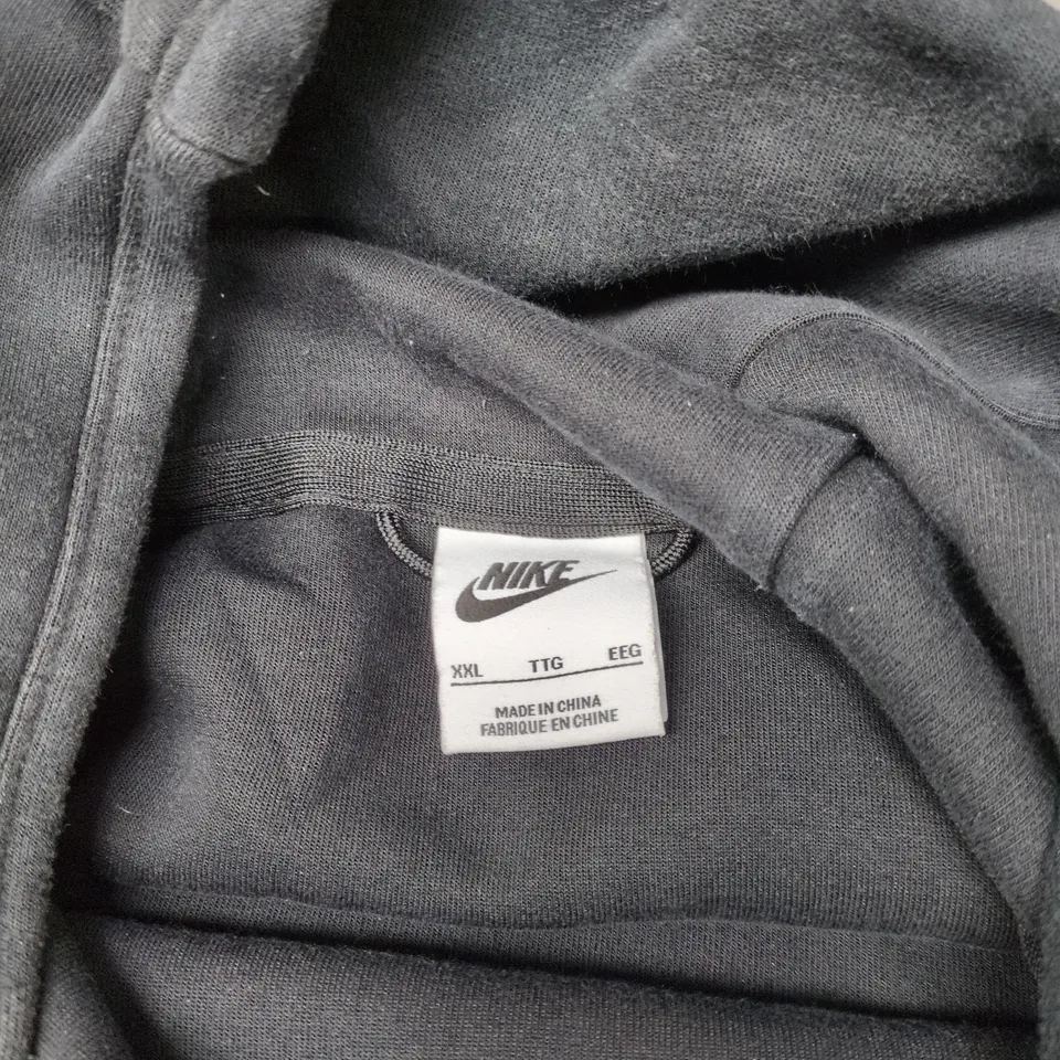 NIKE XXL BLACK HOODIE