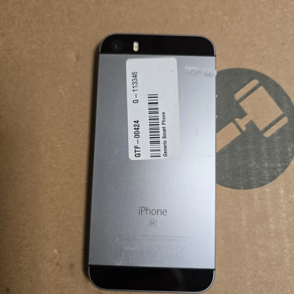 APPLE IPHONE SE SMARTPHONE 