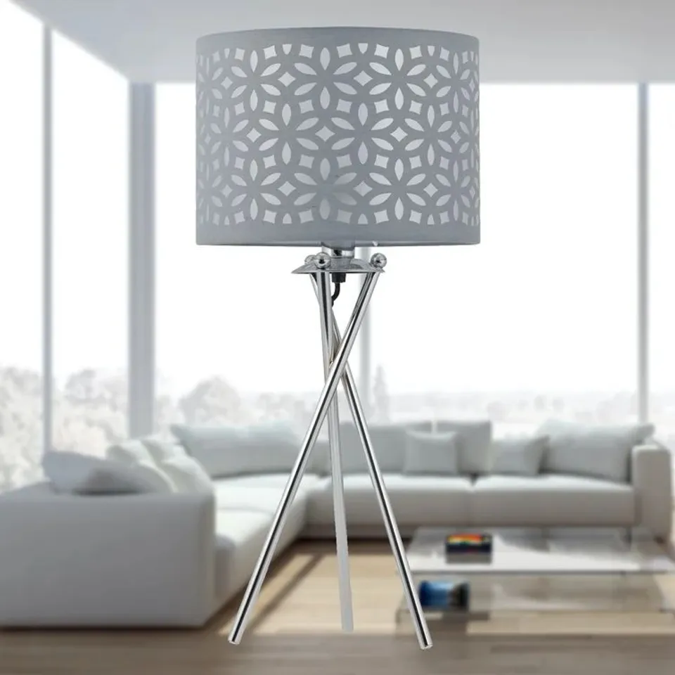 BOXED SHAKOPEE 52CM POLISHED CHROME TRIPOD TABLE LAMP (1 BOX)