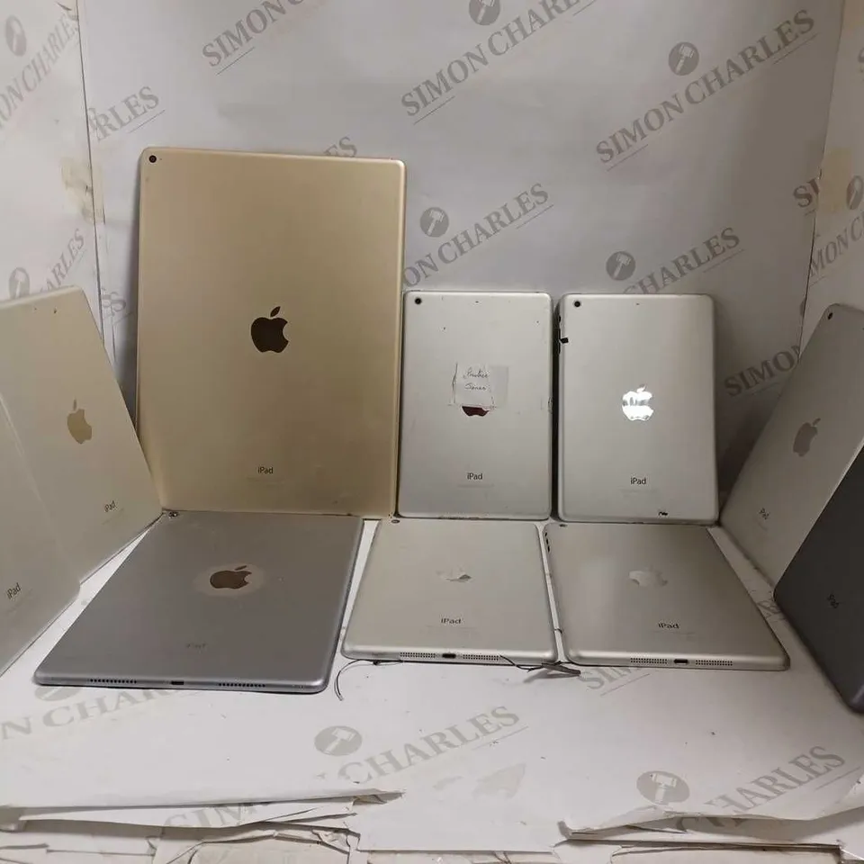 LOT OF 10 APPLE IPAD HARD SHELL CASES FOR VARYING MODELS TO INCLUDE A1489, A15840, A1673, ETC