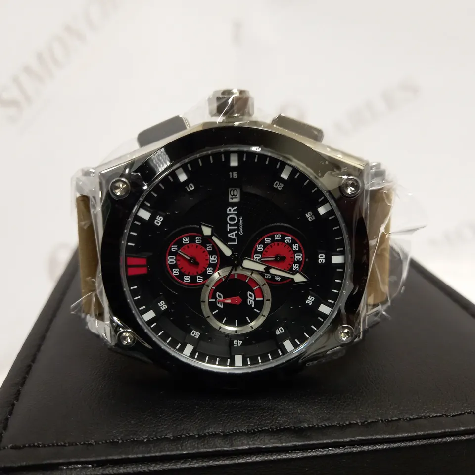 LATOR CALIBRE BLACK & RED TRIPLE DIAL SUEDE LEATHER STRAP WATCH RRP £635