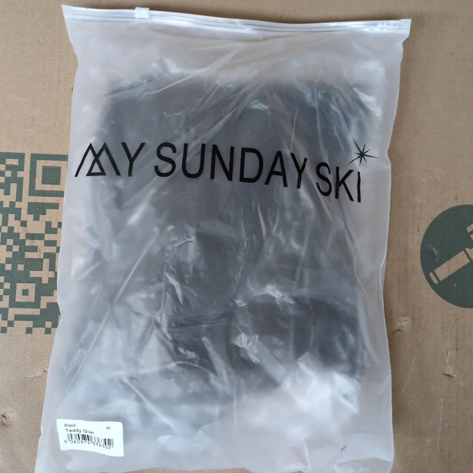 bagged my sunday ski teddy gilet in black size medium