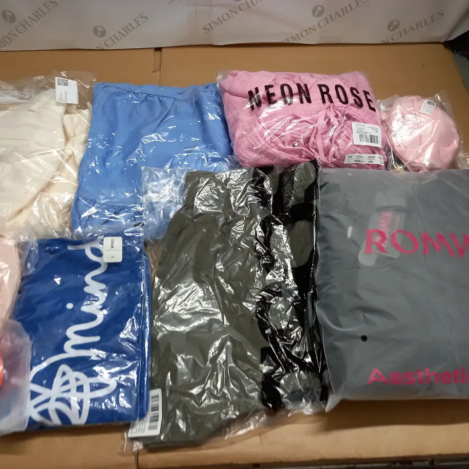 LARGE QUANTITY OF ASSORTED BAGGED CLOTHING ITEMS TO INCLUDE ASOS, NEON ROSE AND H&M