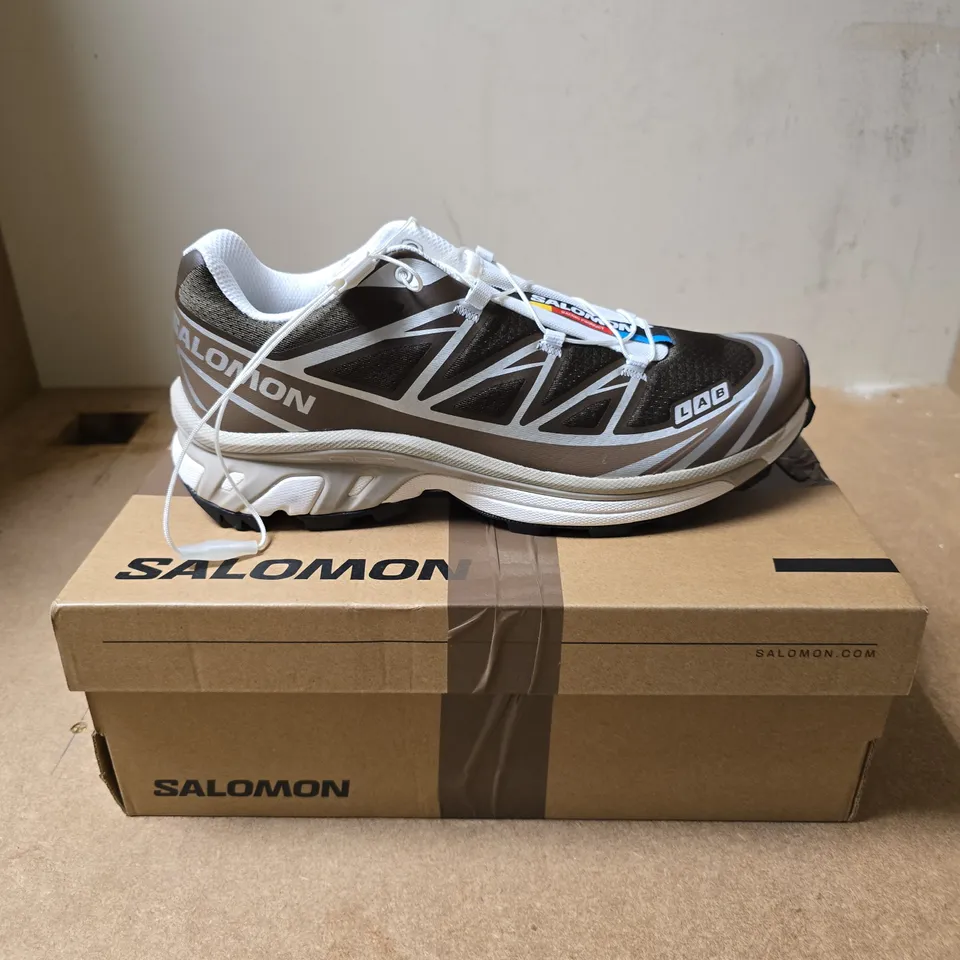 SALOMON OUTDOOR PLEIN AIR TRAIL SHOES – EARTH BROWN/WALNUT/SILVER – UK 8.5